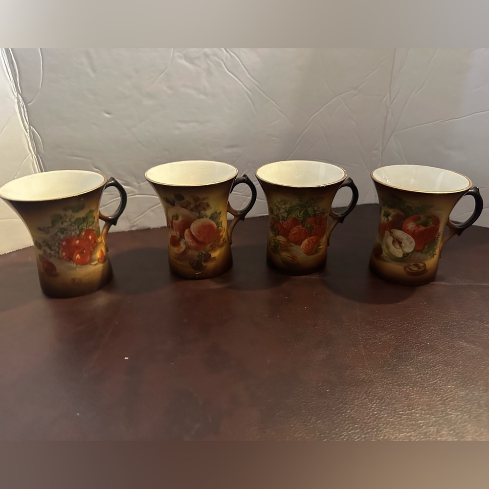 Vintage Warwick tea cups
